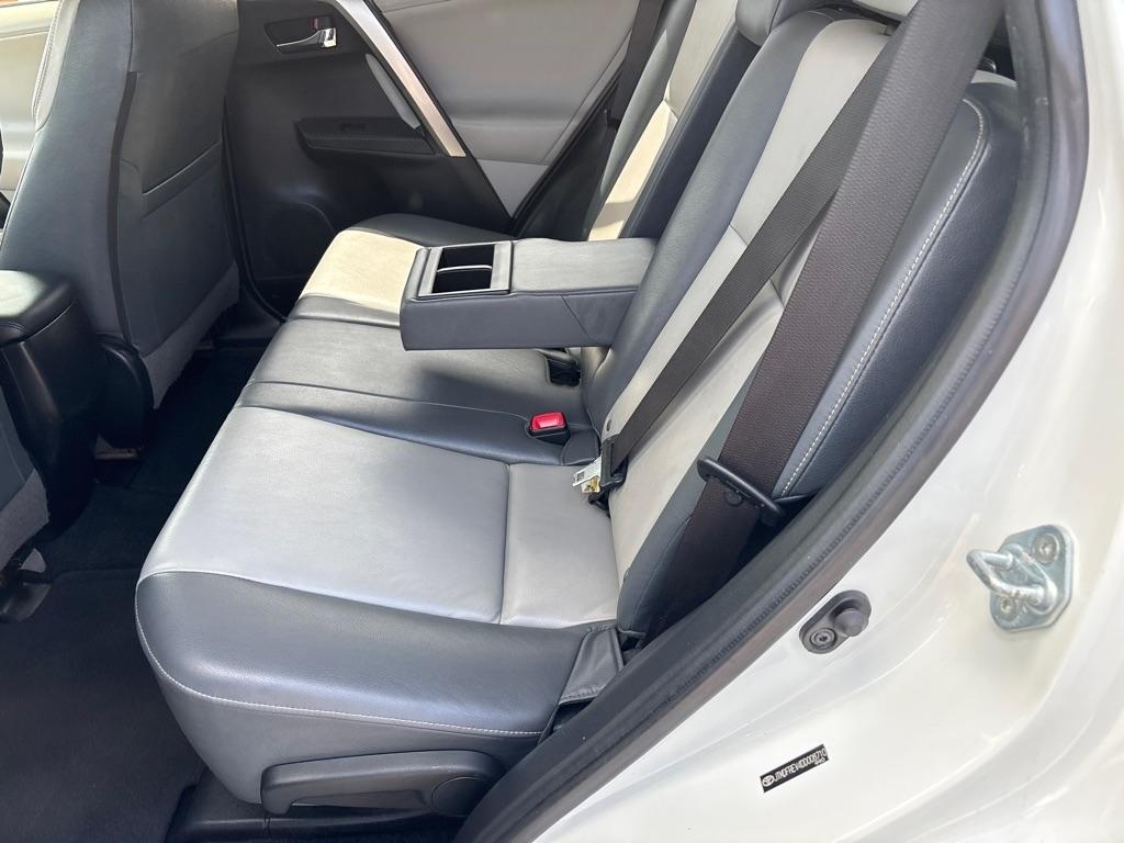 Toyota RAV4  2013