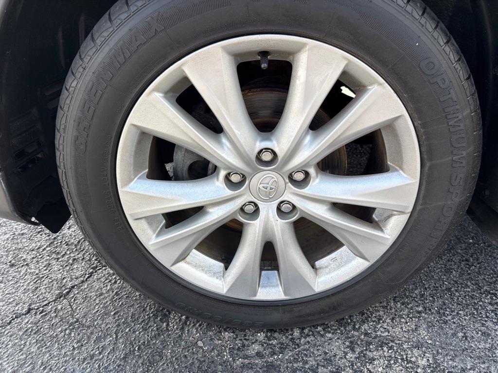 Toyota RAV4  2013