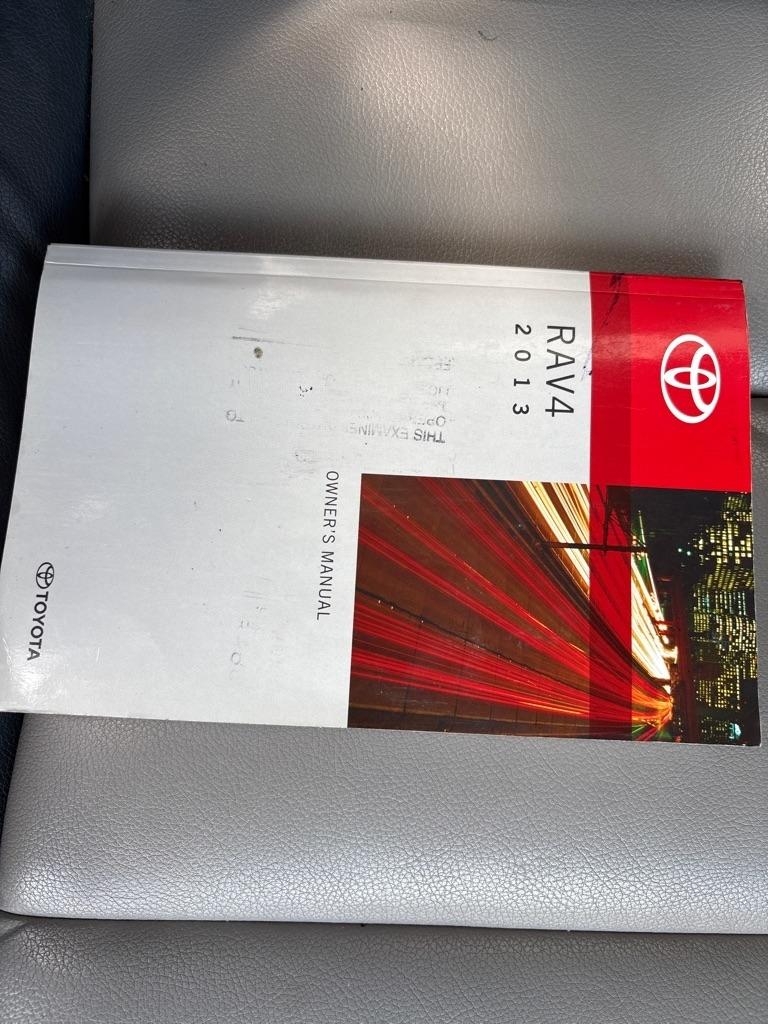 Toyota RAV4  2013