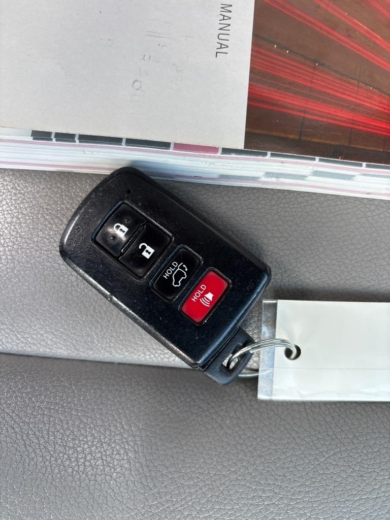 Toyota RAV4  2013