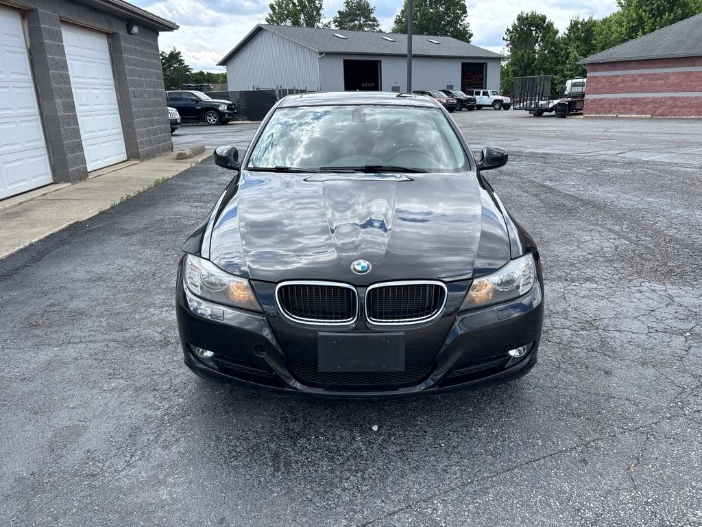 BMW 3-Series  2011