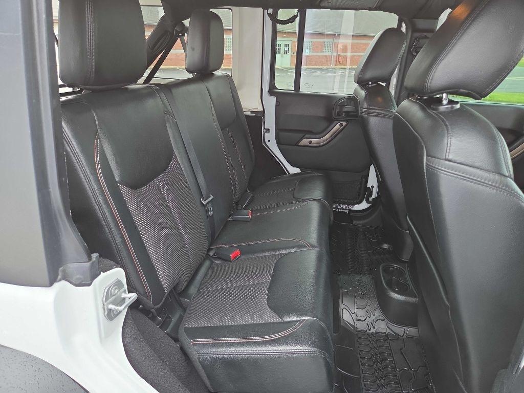 Jeep Wrangler  2016