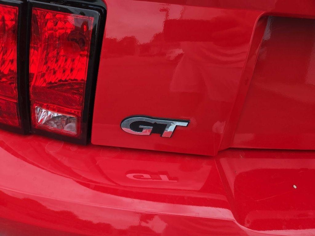 Ford Mustang  2003