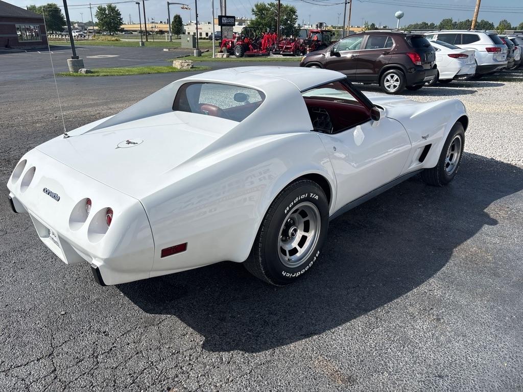 Chevrolet Corvette  1977