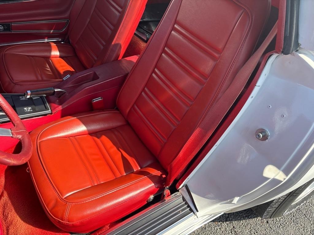 Chevrolet Corvette  1977
