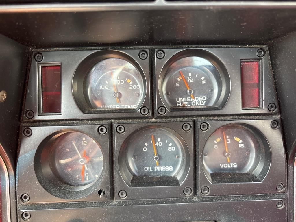 Chevrolet Corvette  1977