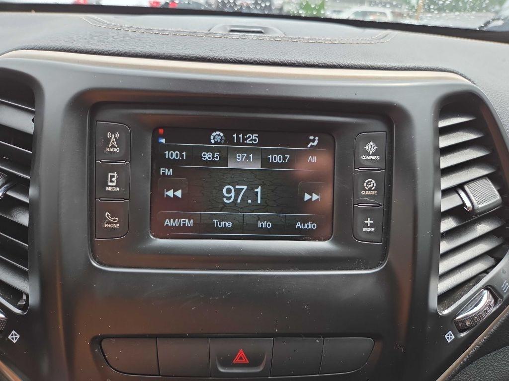Jeep Cherokee  2015