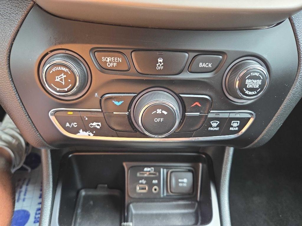 Jeep Cherokee  2015