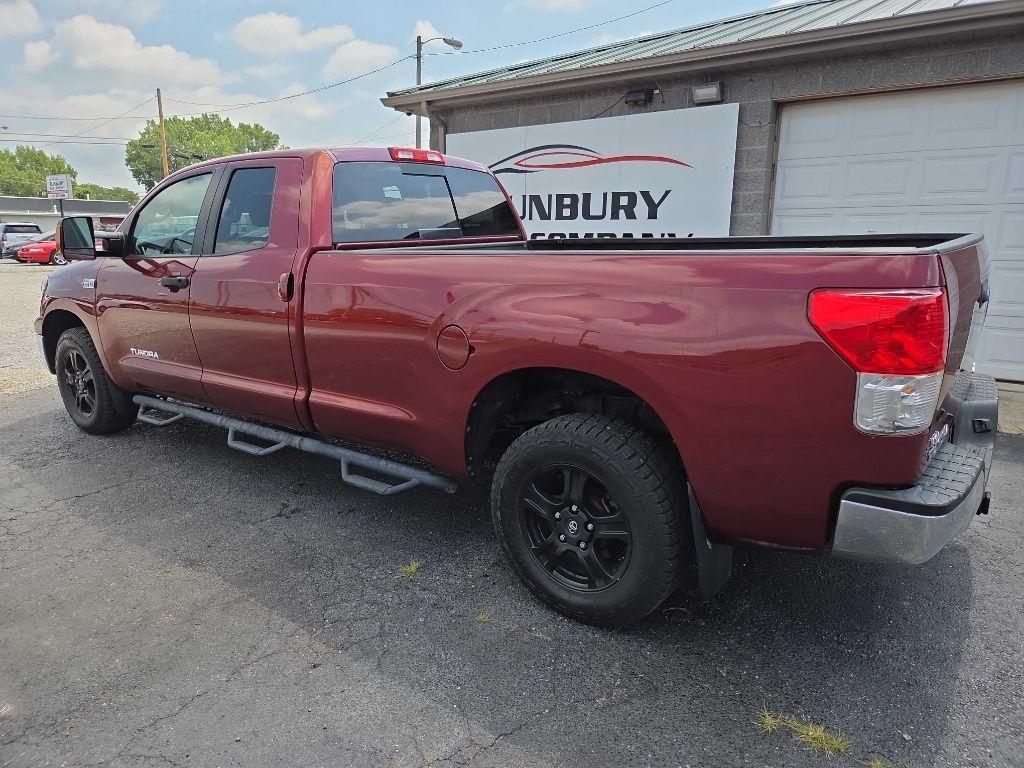Toyota Tundra  2010