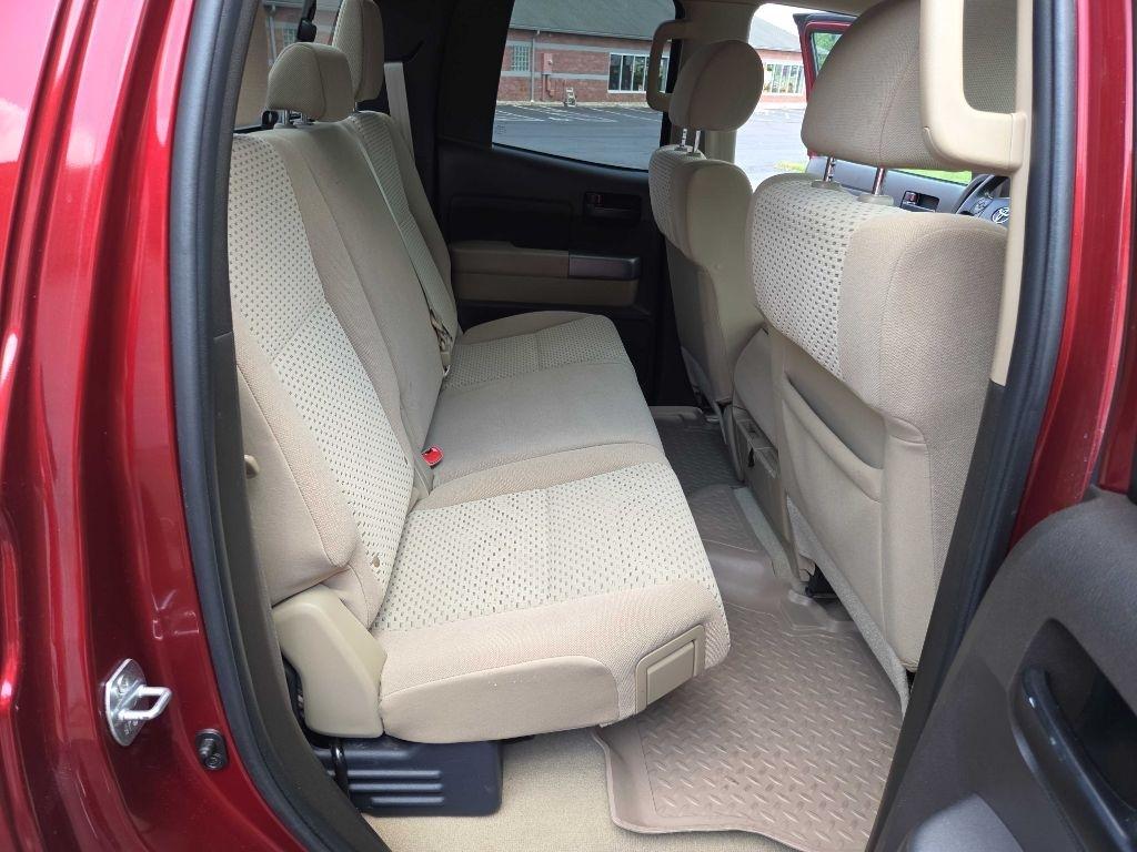Toyota Tundra  2010