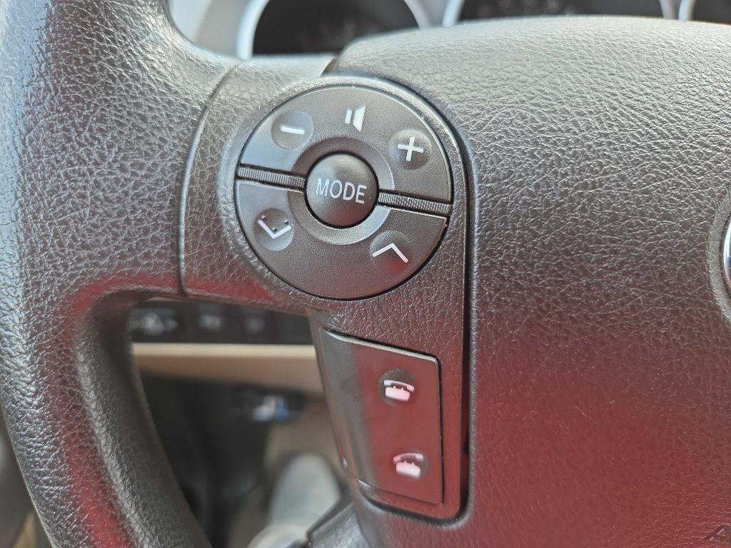 Toyota Tundra  2010