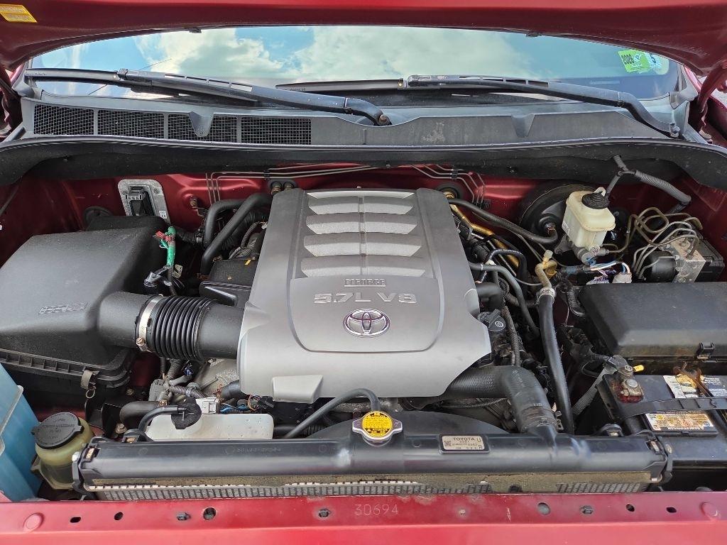 Toyota Tundra  2010