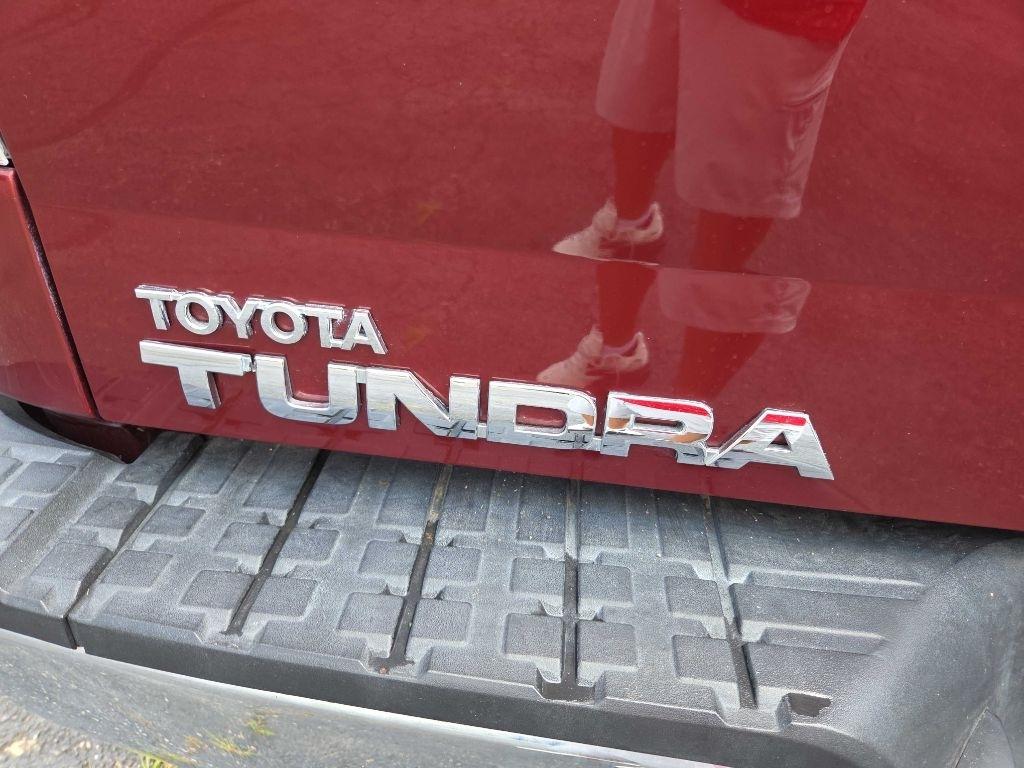 Toyota Tundra  2010