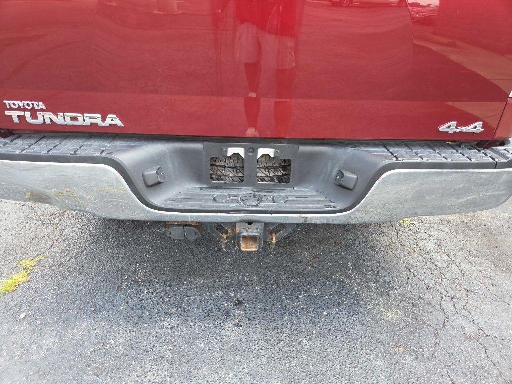 Toyota Tundra  2010