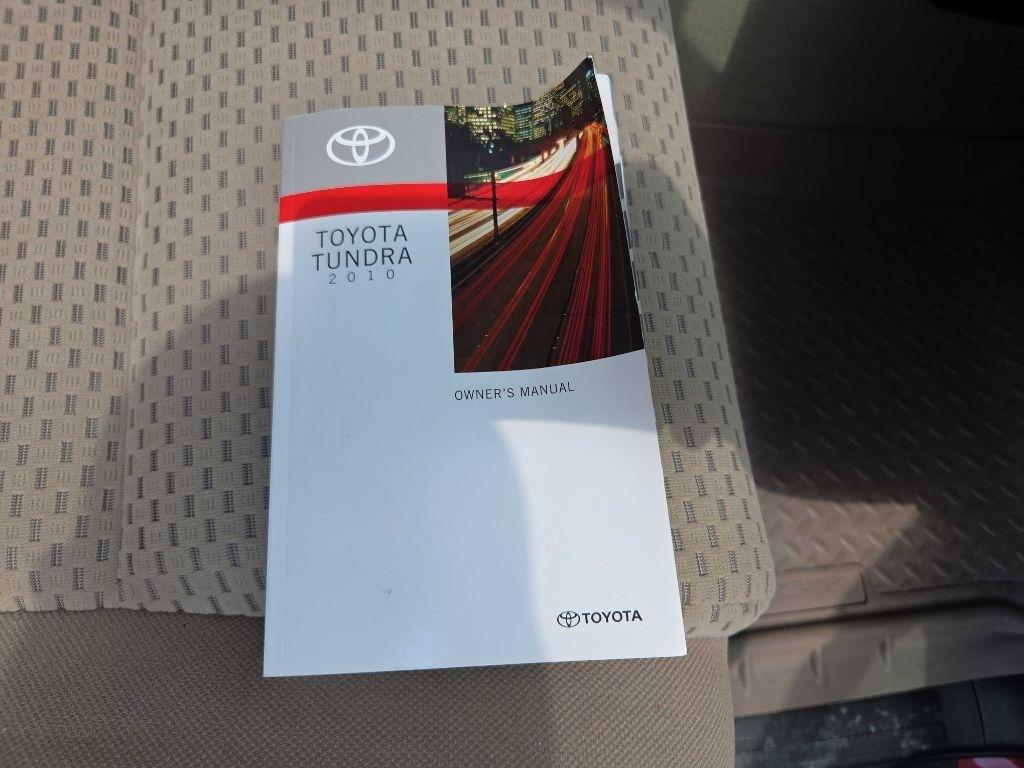 Toyota Tundra  2010