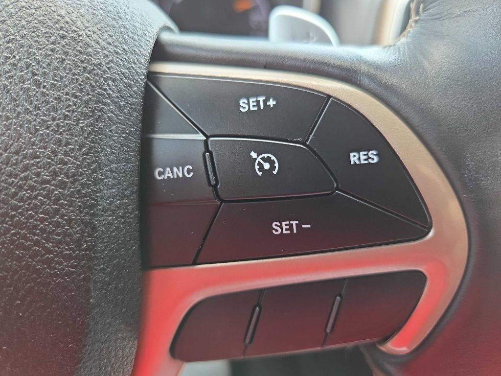 Jeep Grand Cherokee  2017