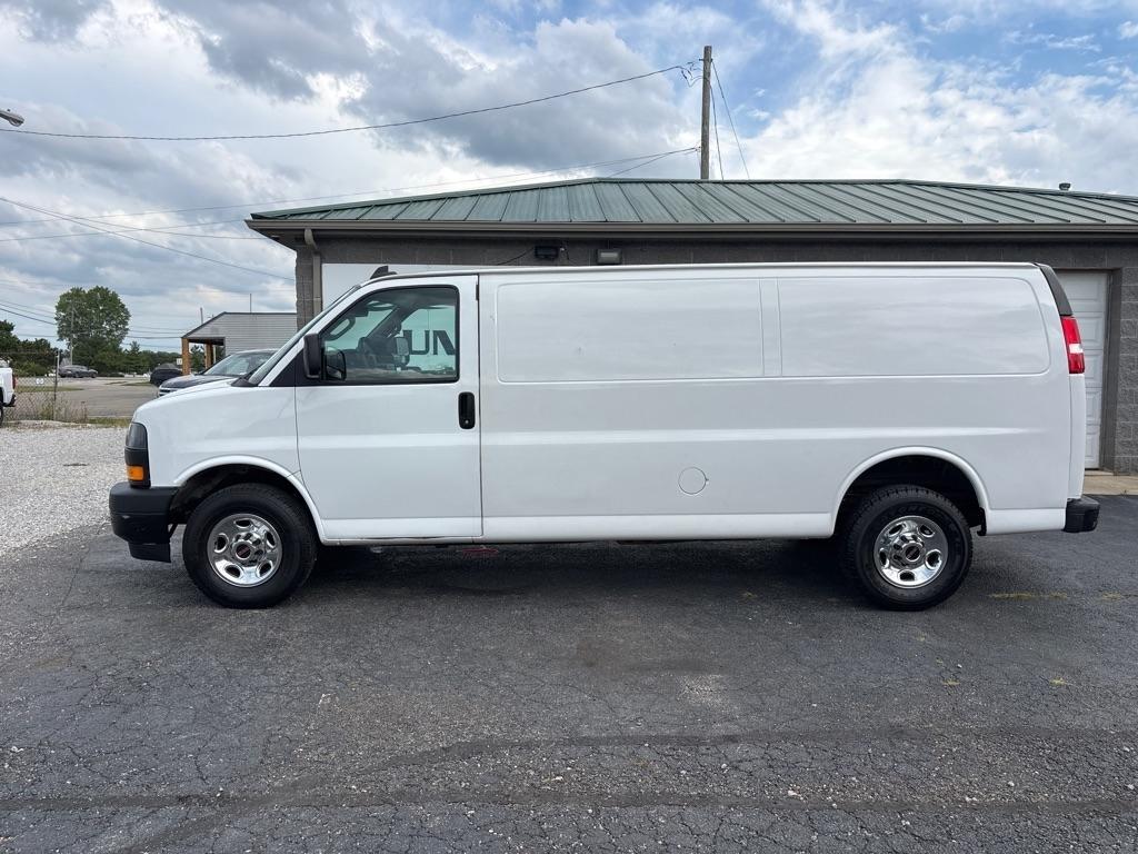 2022 GMC Savana G2500