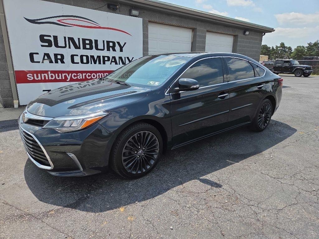 Toyota Avalon  2018