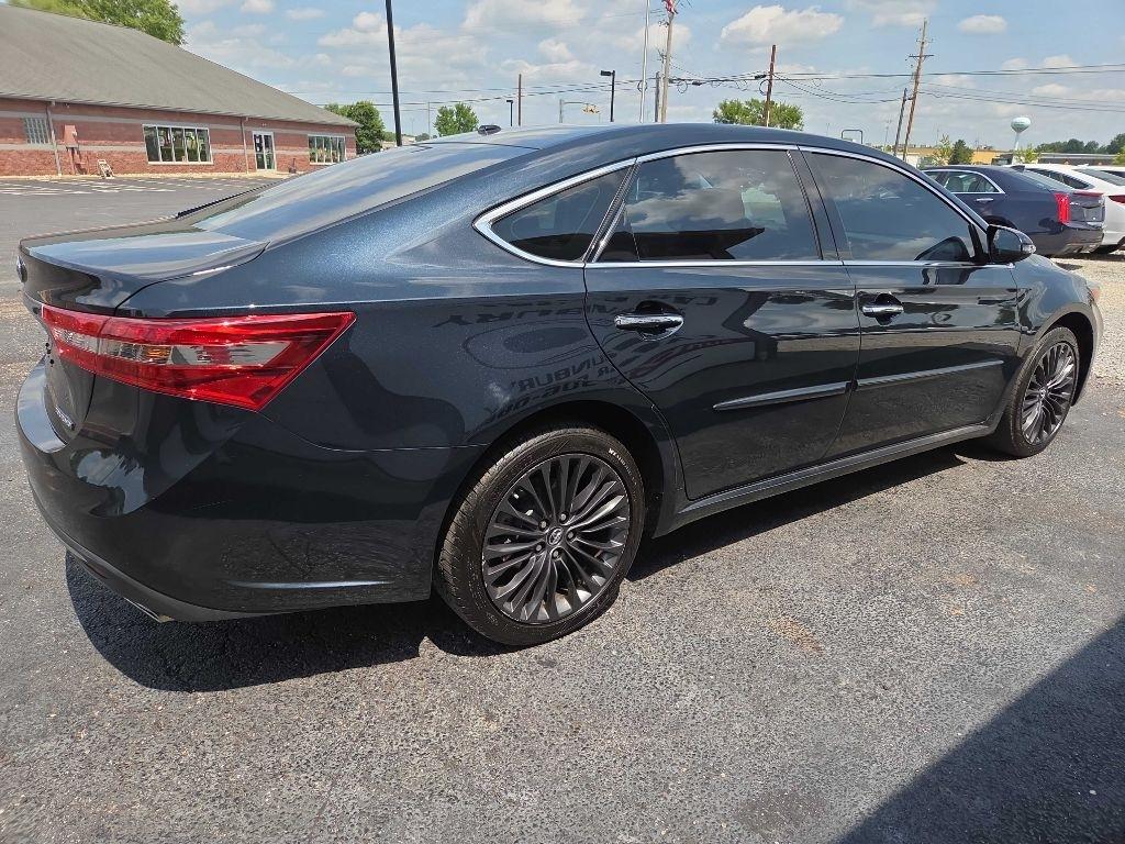 Toyota Avalon  2018