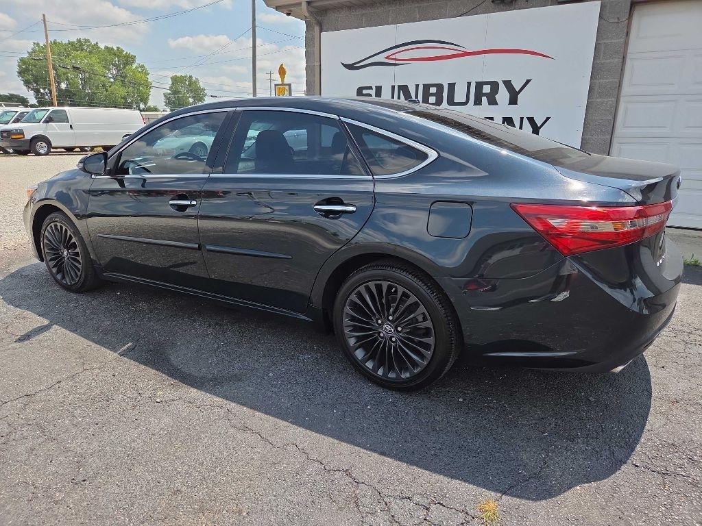 Toyota Avalon  2018