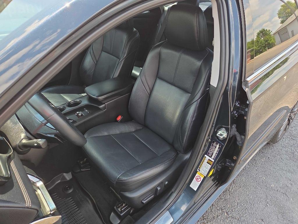 Toyota Avalon  2018