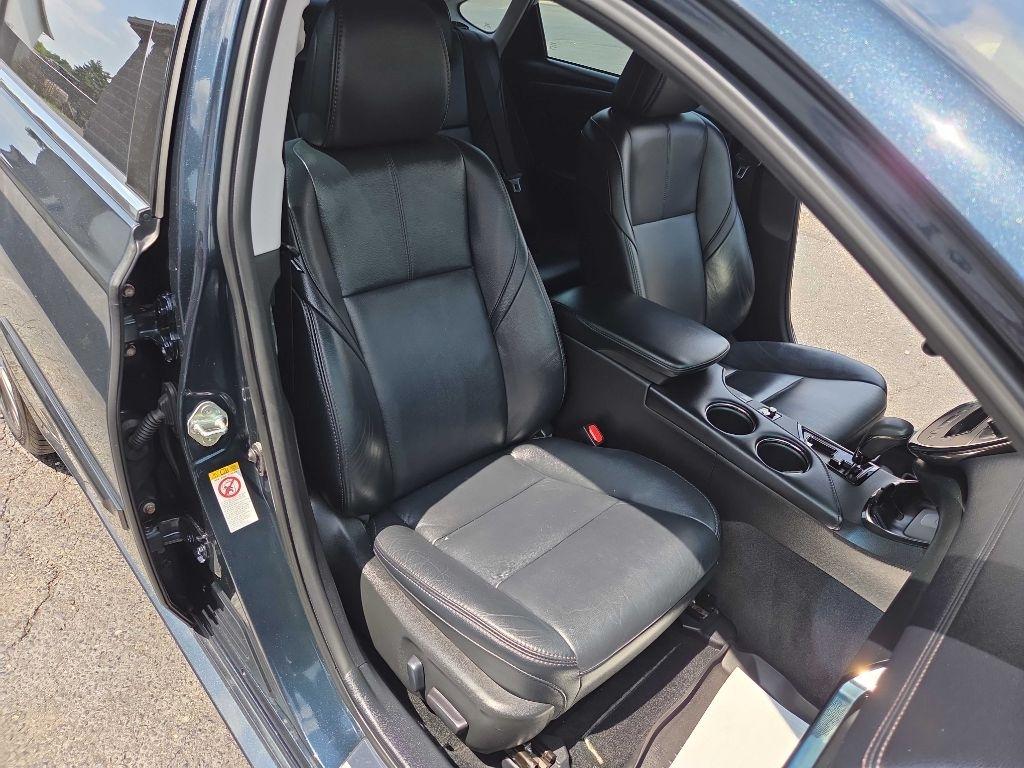 Toyota Avalon  2018