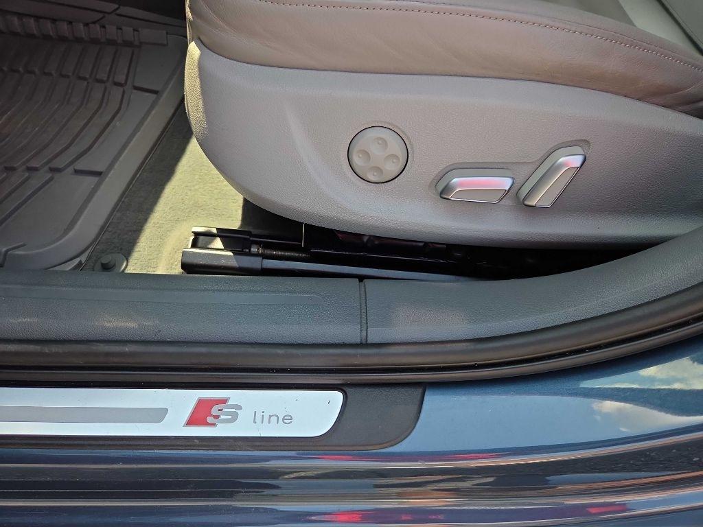 Audi A4  2015