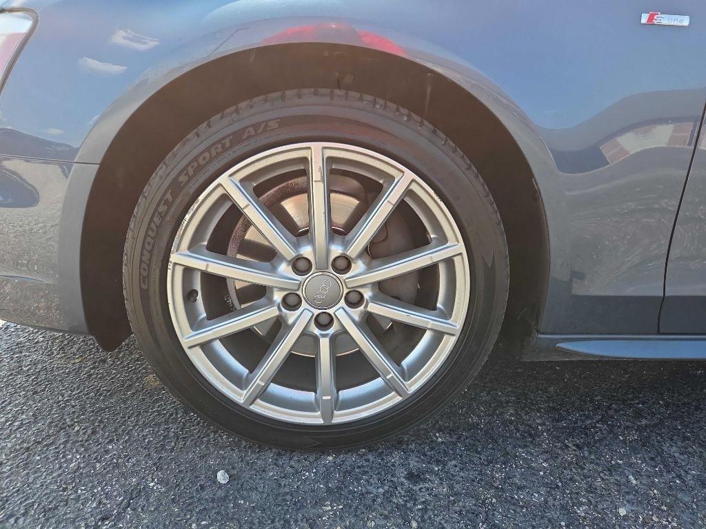 Audi A4  2015