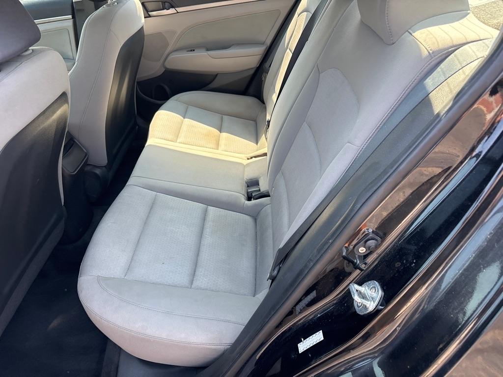 Hyundai Elantra  2017