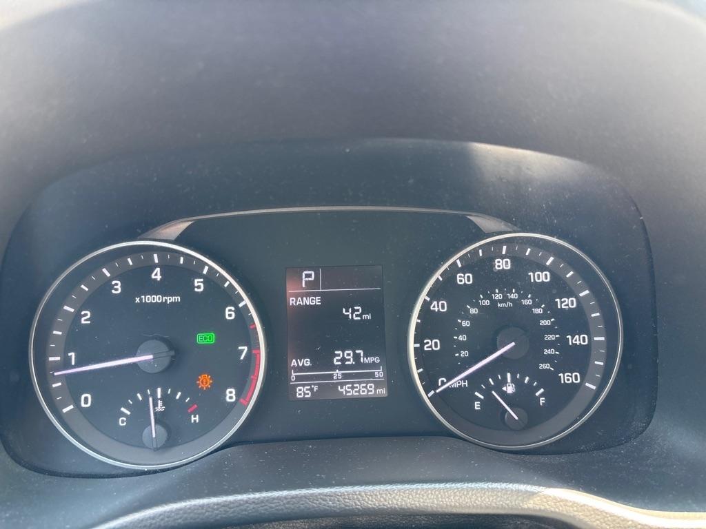 Hyundai Elantra  2017