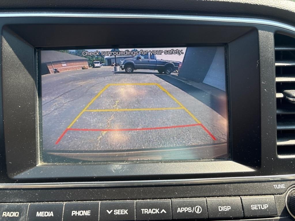 Hyundai Elantra  2017
