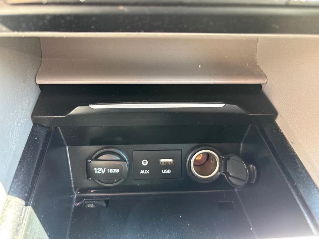 Hyundai Elantra  2017