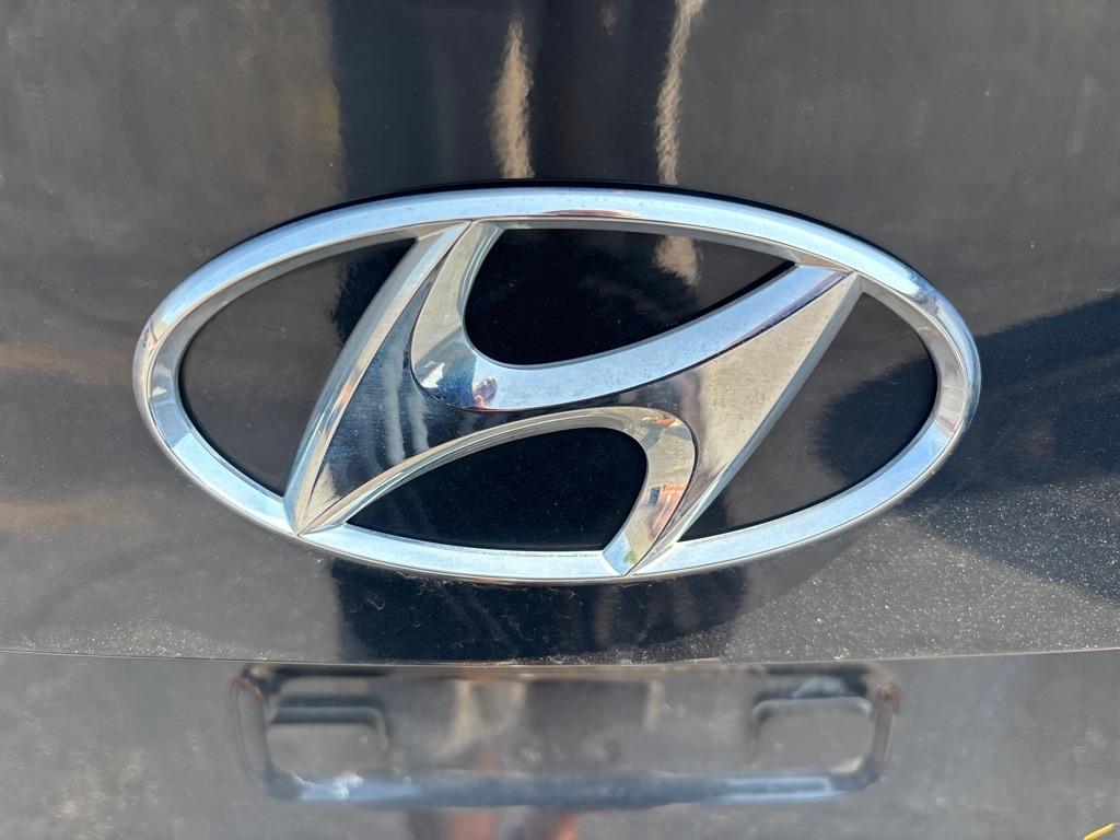Hyundai Elantra  2017
