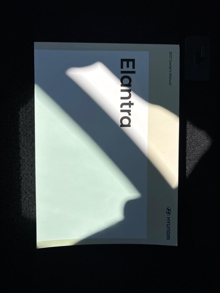 Hyundai Elantra  2017