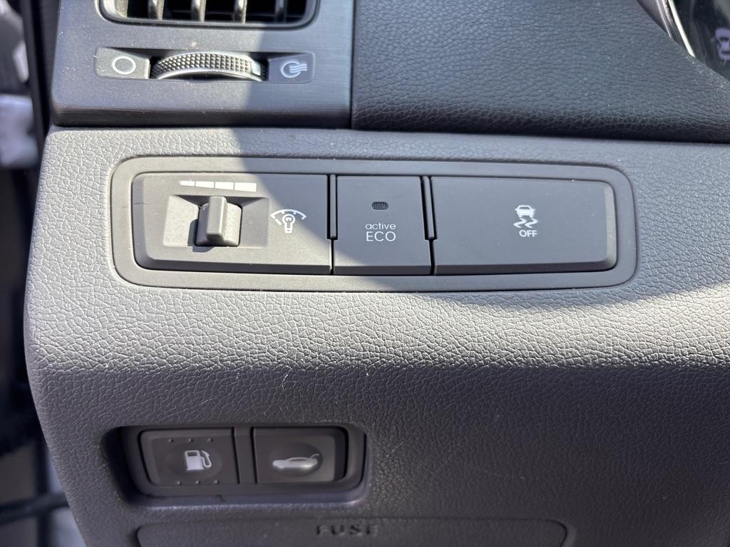 Hyundai Sonata  2013