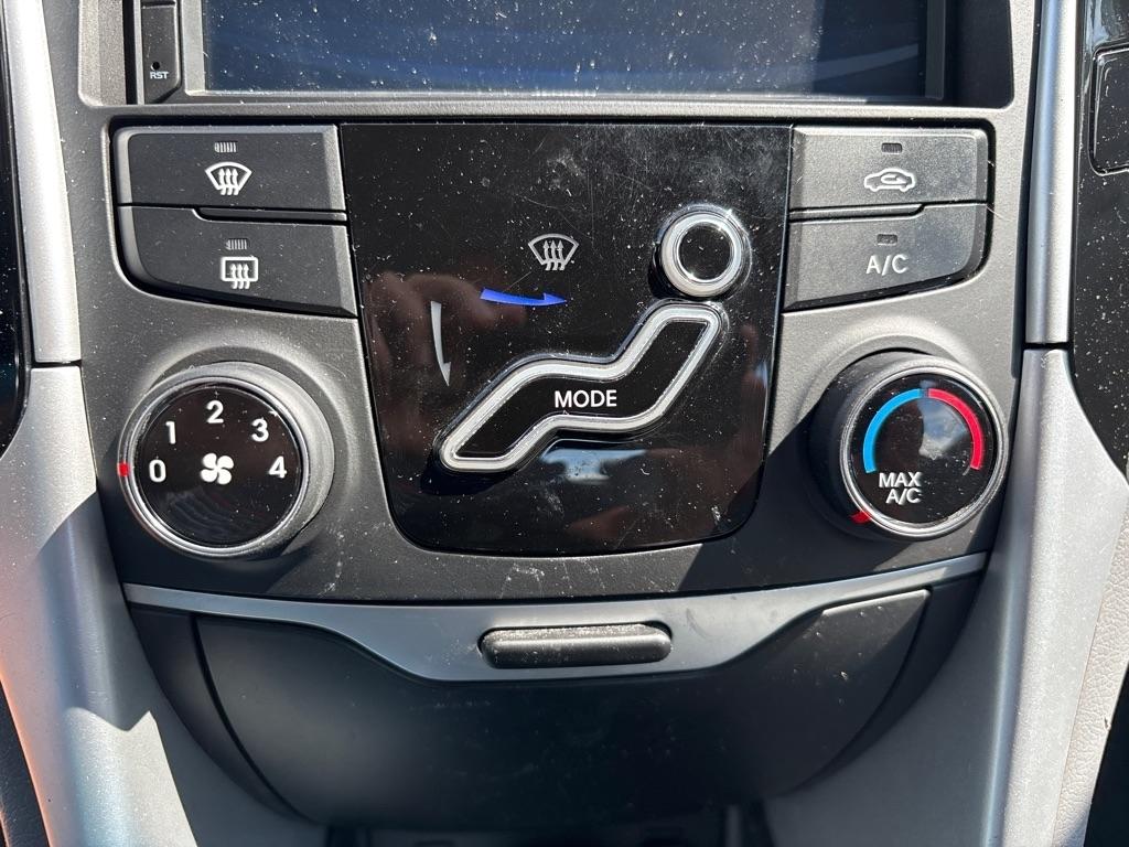 Hyundai Sonata  2013