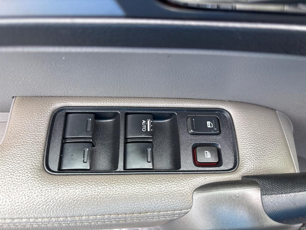 Honda CR-V  2011