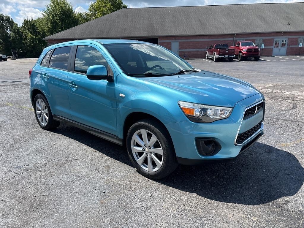 Mitsubishi Outlander Sport  2014