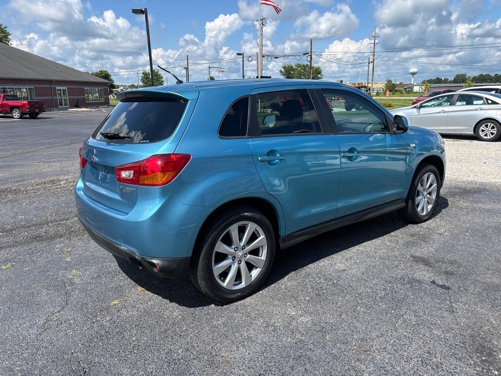 Mitsubishi Outlander Sport  2014