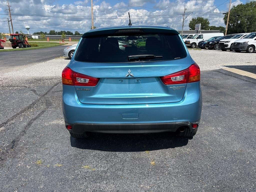 Mitsubishi Outlander Sport  2014