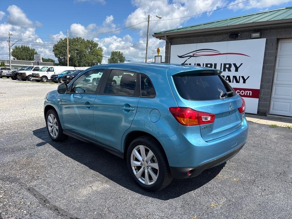 Mitsubishi Outlander Sport  2014