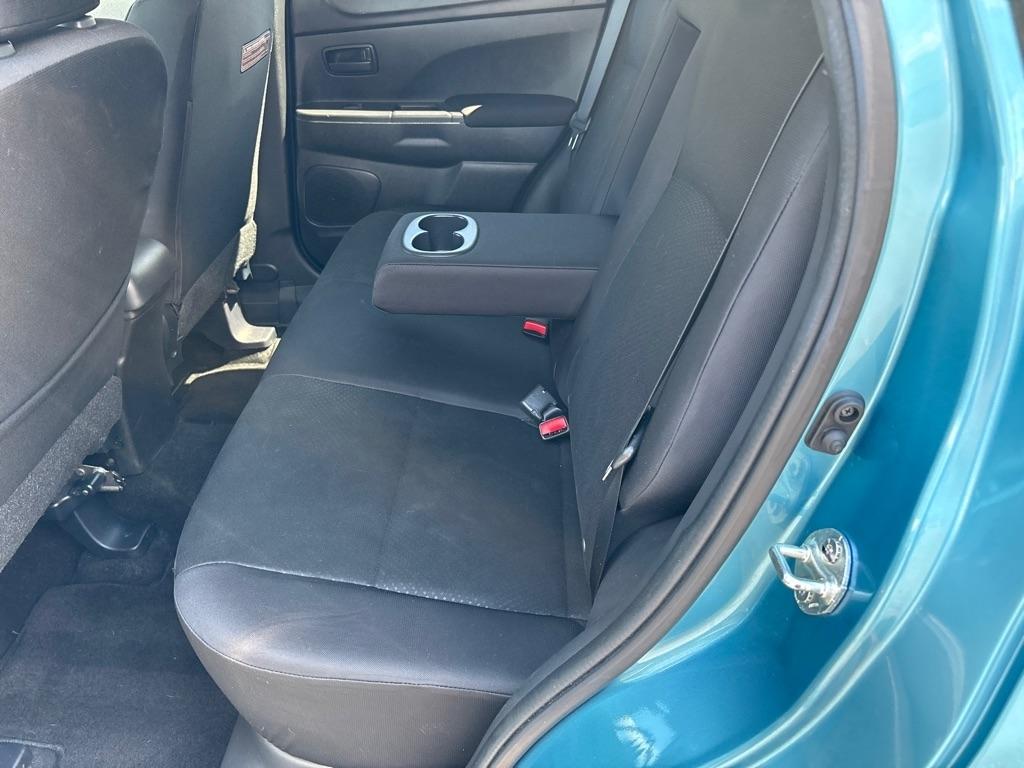 Mitsubishi Outlander Sport  2014