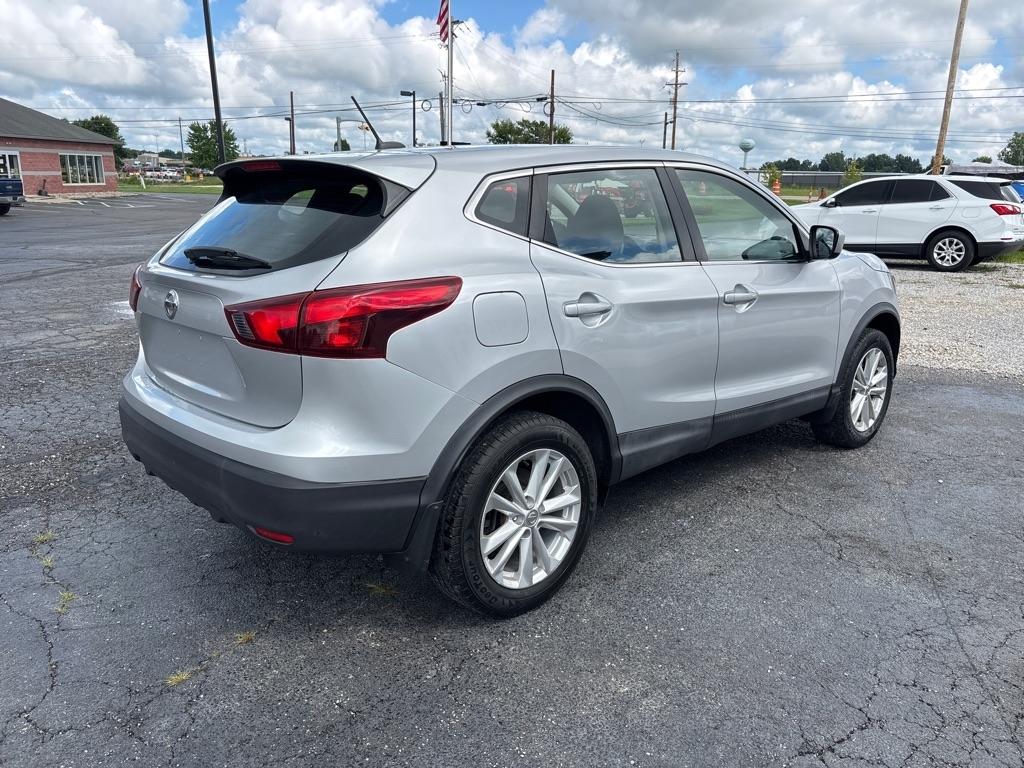 Nissan Rogue Sport  2017