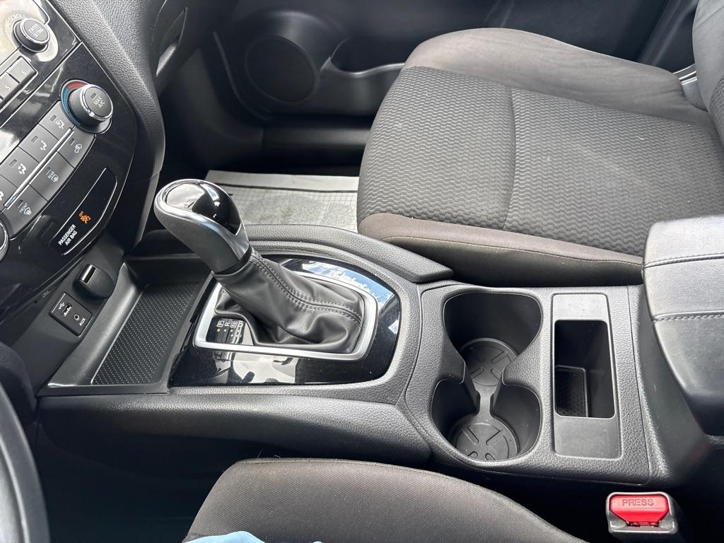 Nissan Rogue Sport  2017