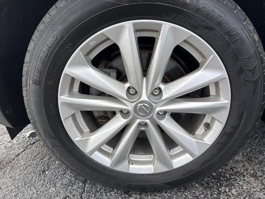 Nissan Rogue Sport  2017