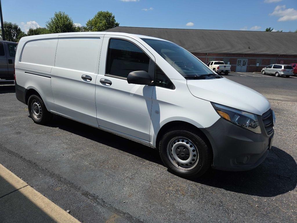 Mercedes-Benz Metris  2021