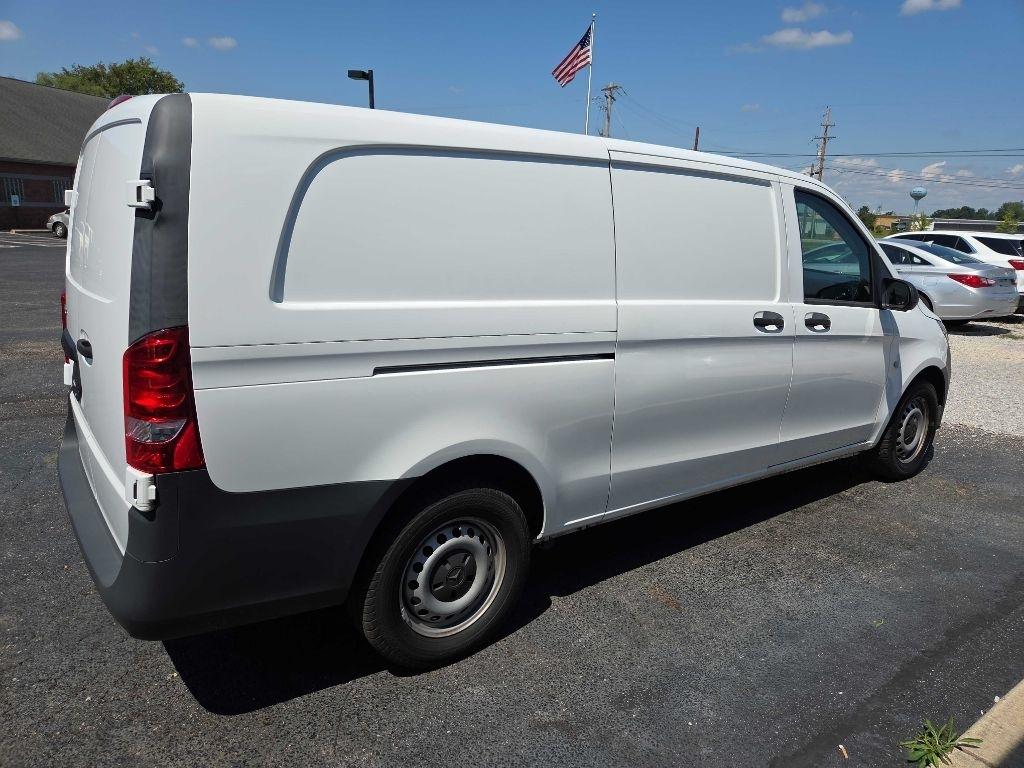 Mercedes-Benz Metris  2021