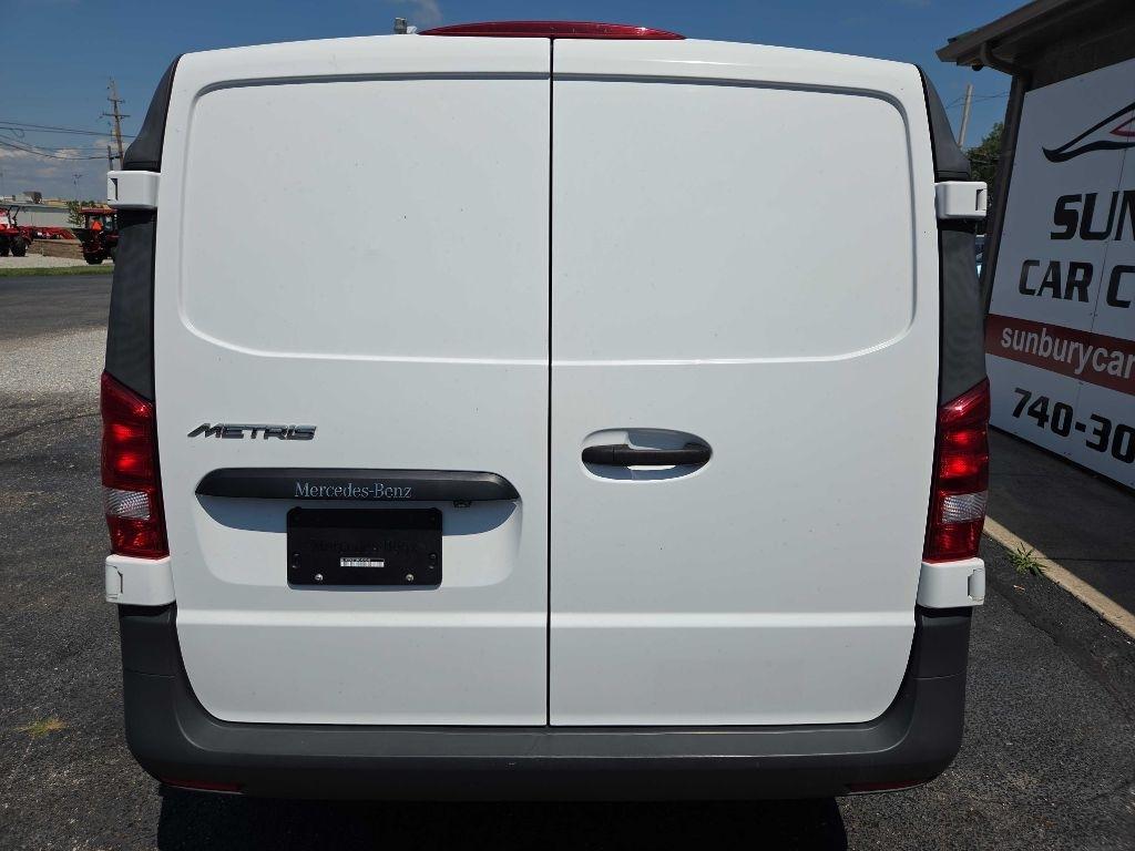Mercedes-Benz Metris  2021