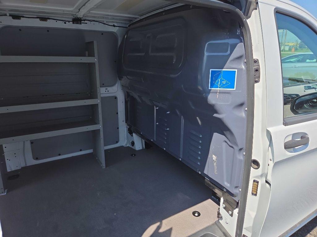 Mercedes-Benz Metris  2021