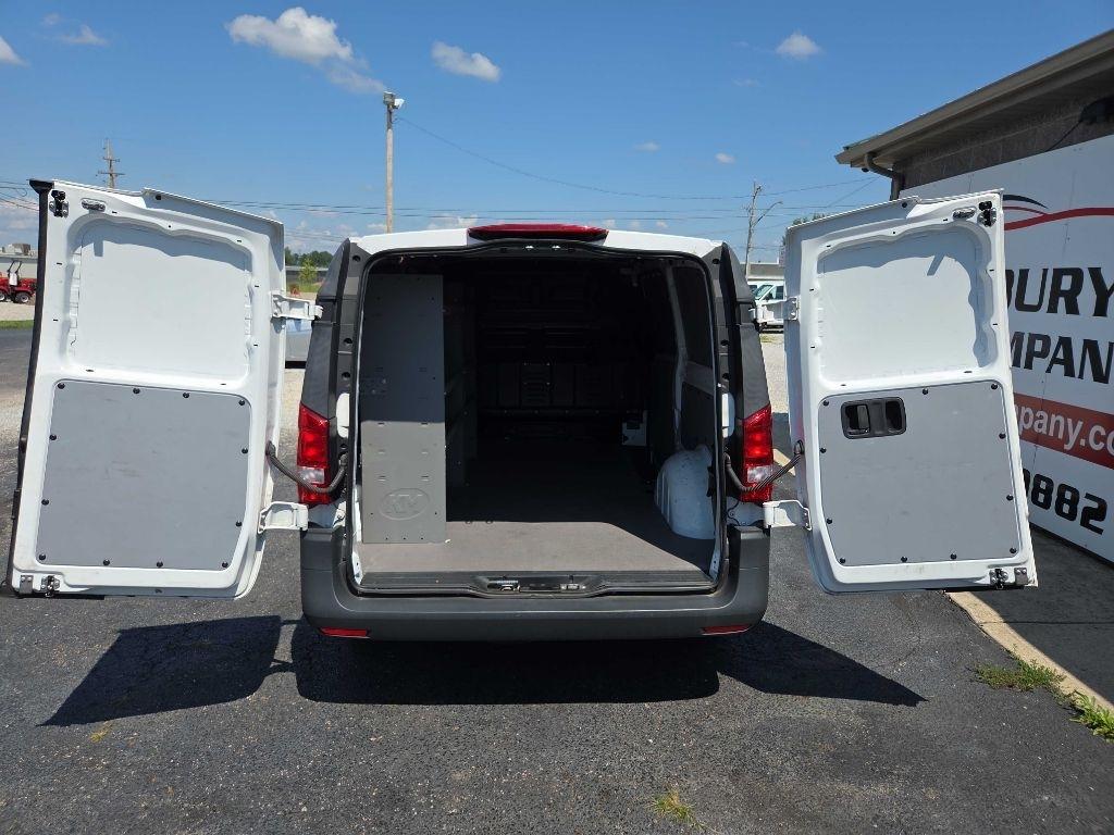 Mercedes-Benz Metris  2021